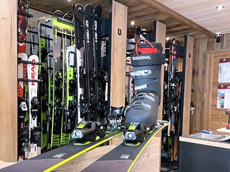 Skiverhuur winkel Ski Tout Schuss in 226 Chemin des Hameaux du Lay, Les Contamines-Montjoie